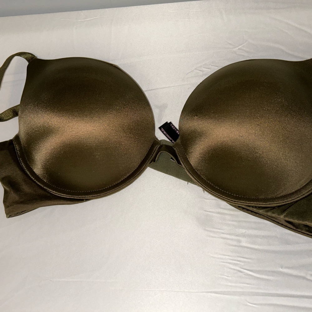 Victoria’s Secret push up bra